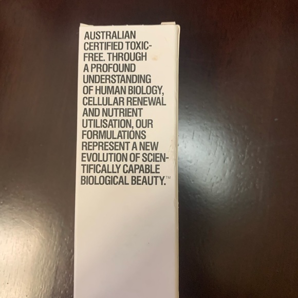 Grown Alchemists Matte Balancing Moisturizer 60ml NWT - Picture 4 of 6